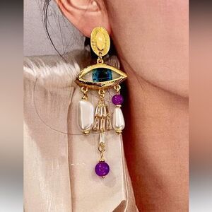 Gold and Purple Eye Earrings A1378
